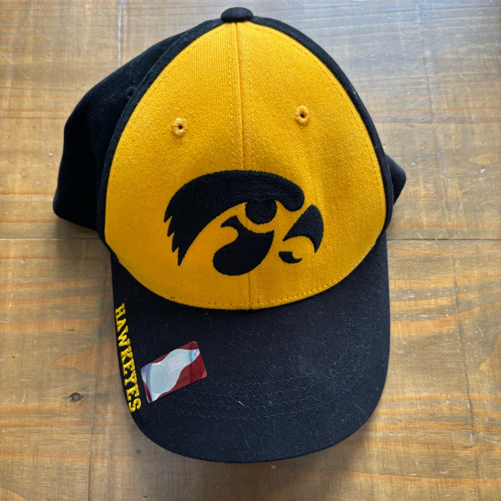 Russell Iowa Hawkeyes College Cap Hat-Black/Yellow-Adjustable-NWOT-NCAA-Football